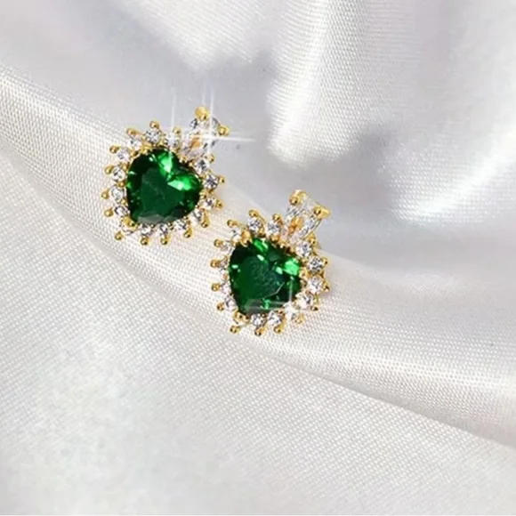 Heart Emerald Crystal Stud Earrings - Picture 2 of 2